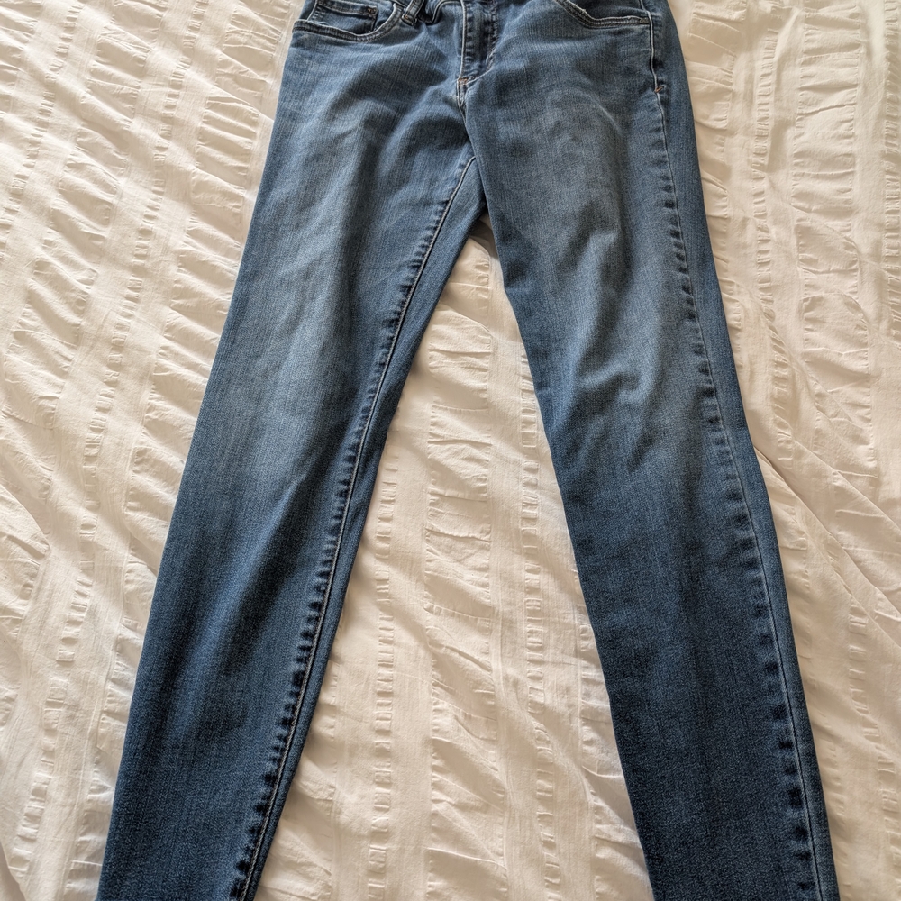 Kut from the Kloth Skinny Blue Jeans